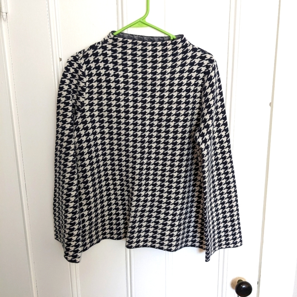 Ann Taylor Black and White Houndstooth Mock Neck Sweater